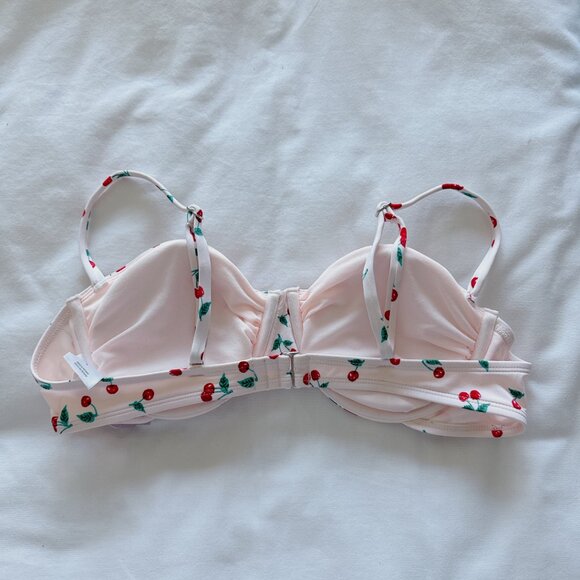 Wild Fable Cherry bikini top NWT large swimsuit - Picture 2 of 11